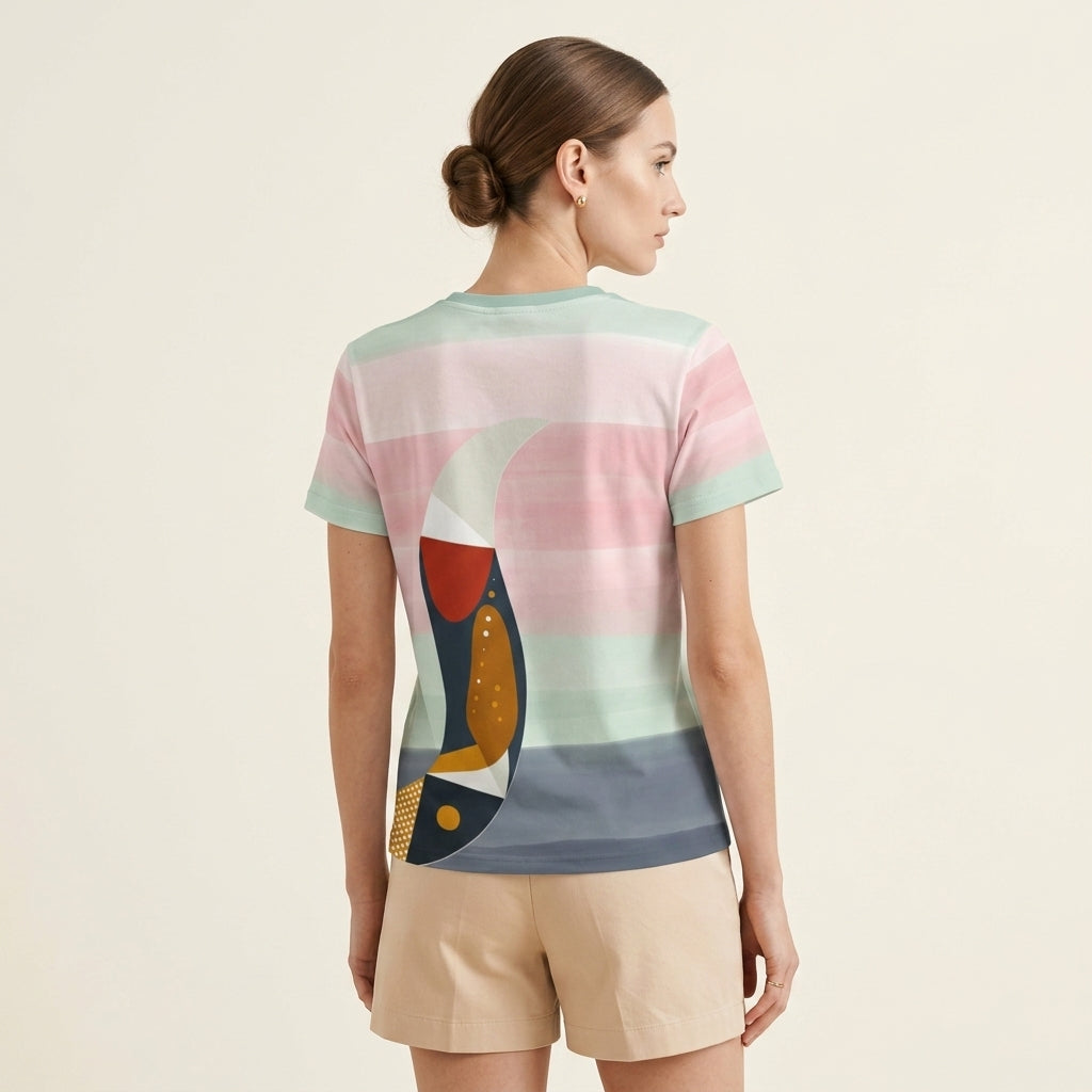 Abstract Fox Women’s T-Shirt – Artistic Animal Symbol Fashion for Modern Minimalist Style