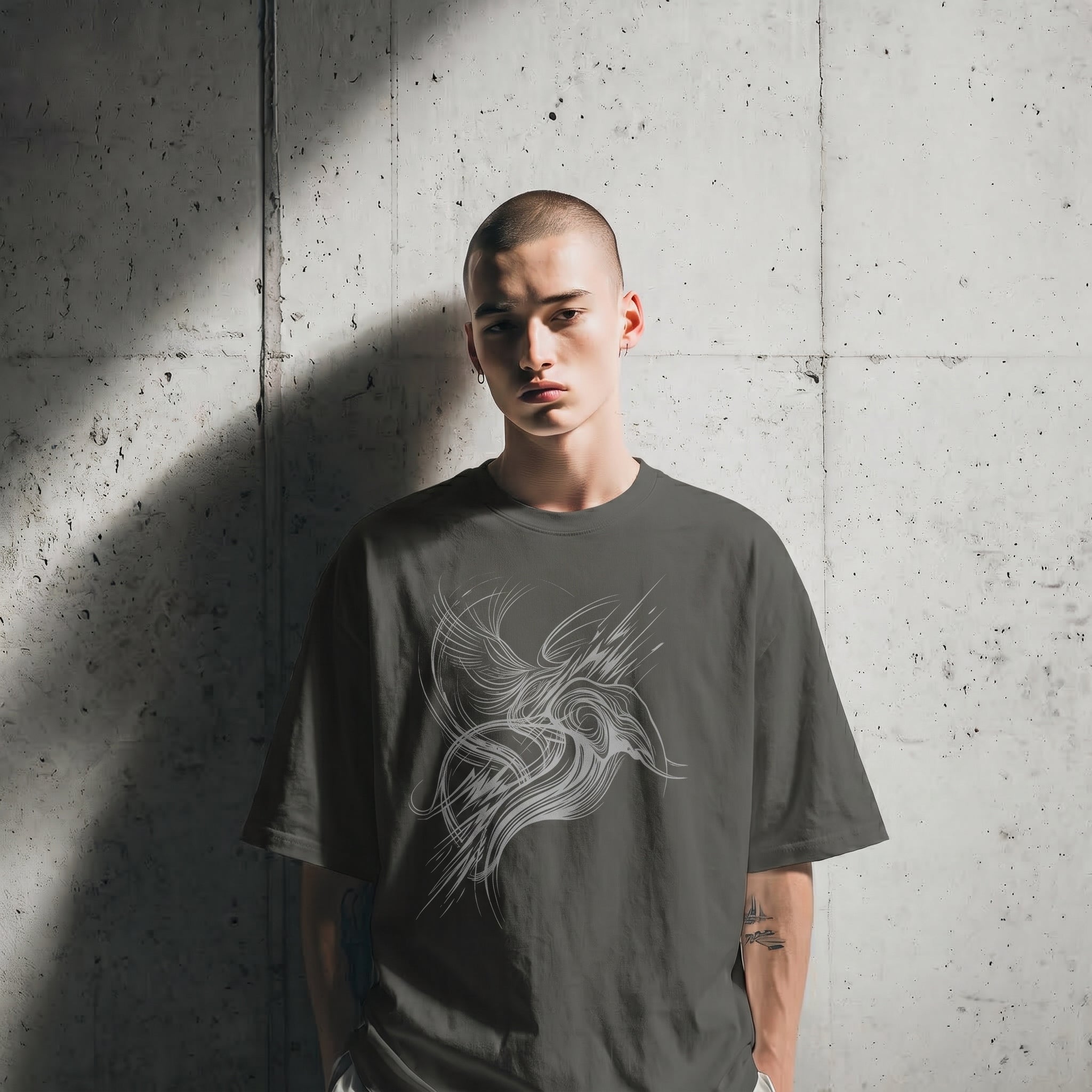 Abstract Wildlife Motion T-Shirt – Minimalist Animal-Inspired Line Art Graphic Tee
