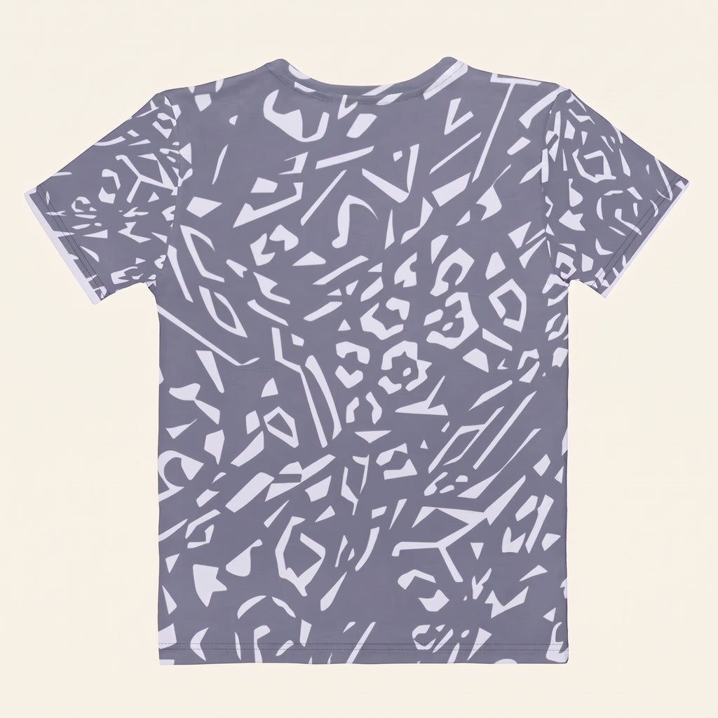 Abstract Leopard Motif Women’s T-Shirt – Minimalist Predator-Inspired Fashion with Conceptual Wildlife Detail
