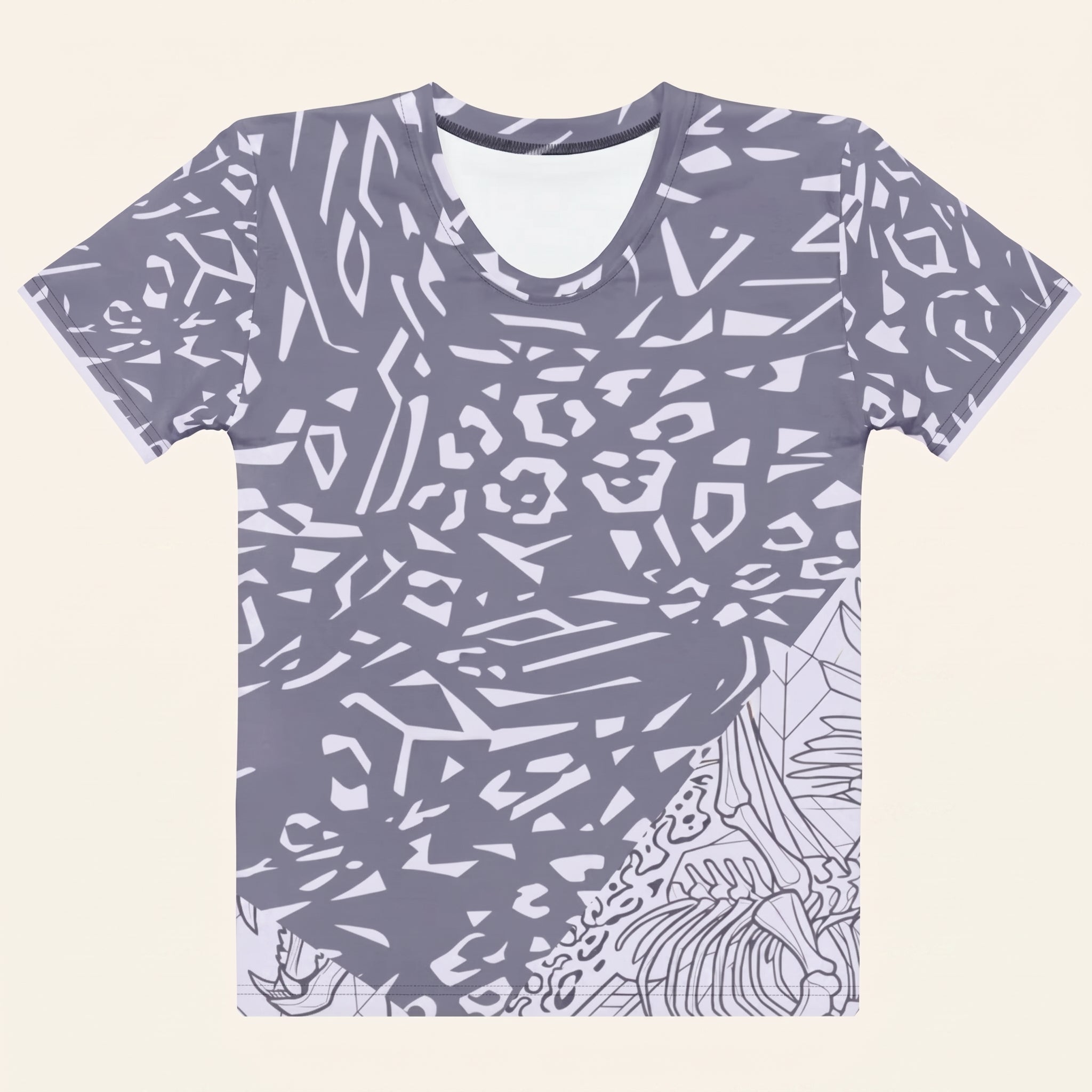 Abstract Leopard Motif Women’s T-Shirt – Minimalist Predator-Inspired Fashion with Conceptual Wildlife Detail