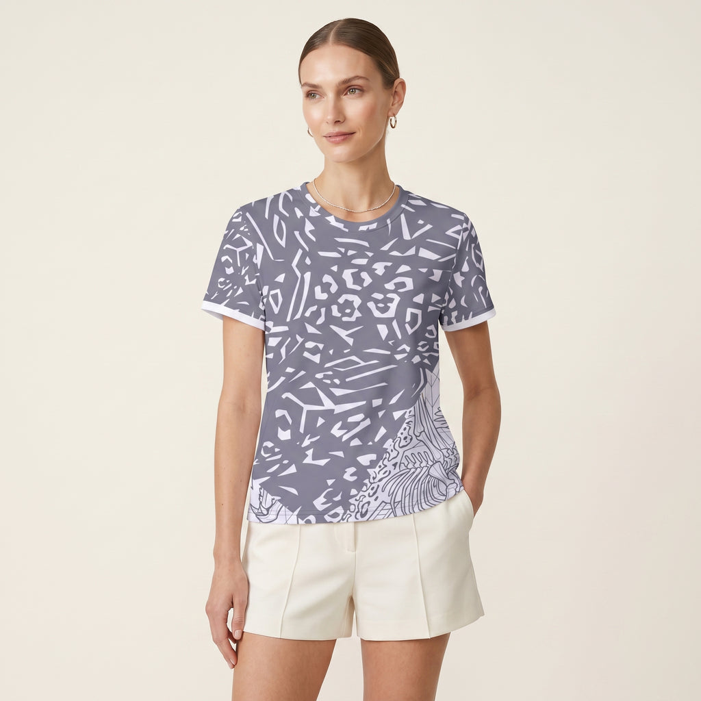 Abstract Leopard Motif Women’s T-Shirt – Minimalist Predator-Inspired Fashion with Conceptual Wildlife Detail