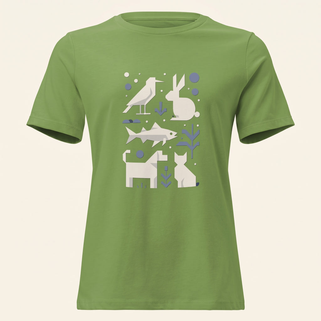 Minimalist Women’s Relaxed T-Shirt – Cute Companion-Inspired Fashion for Soft Modern Style